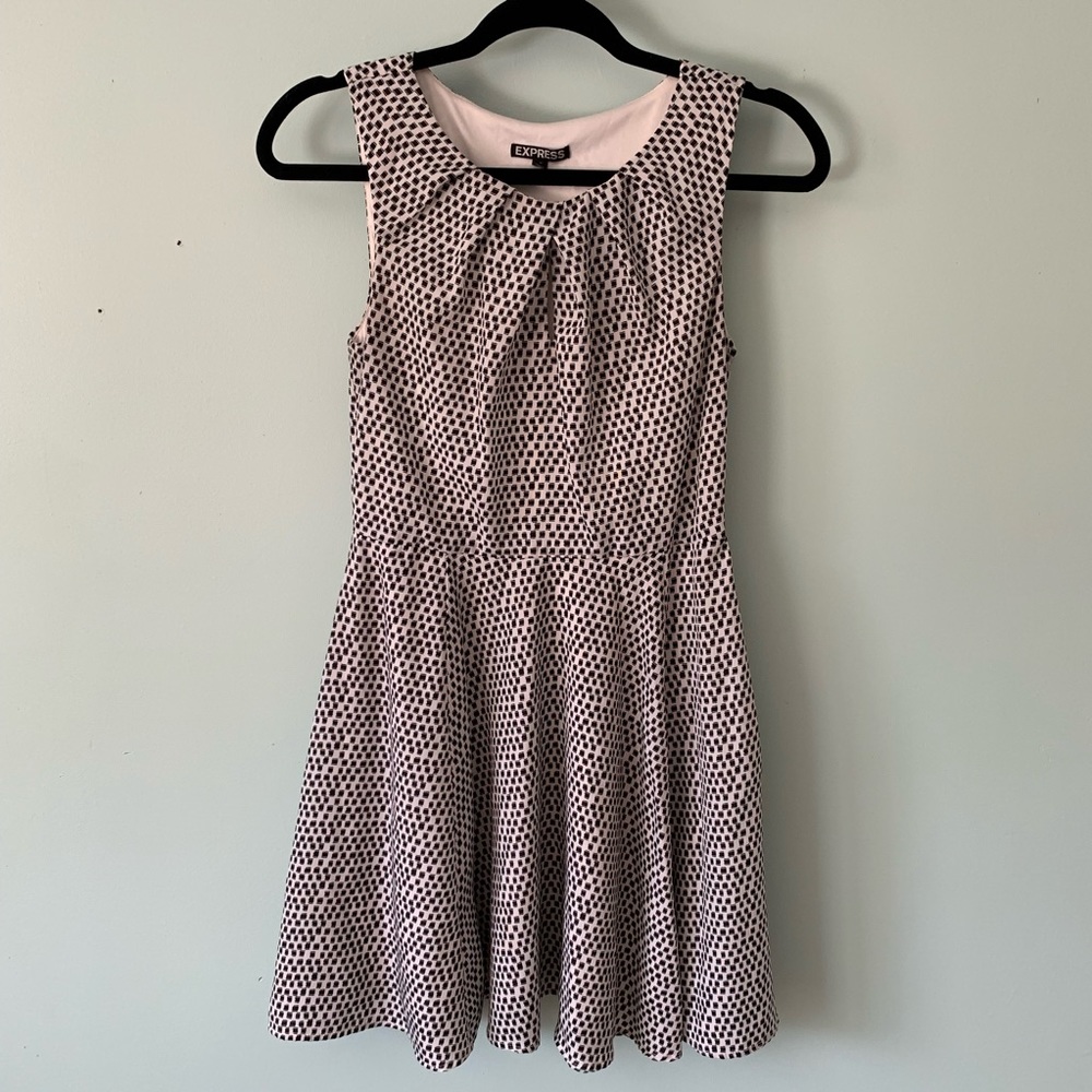 EXPRESS Patterned Fit & Flare Keyhole Dress
